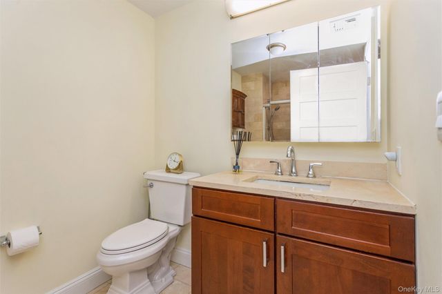 225 Stanley Avenue 305, Mamaroneck, NY 10543