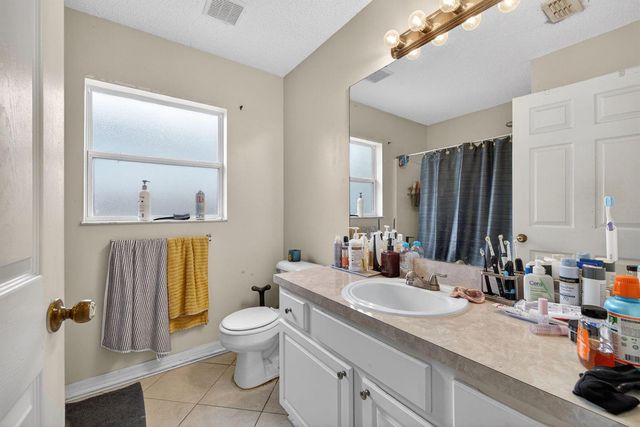 1525 SW Falmouth Avenue, Port St. Lucie, FL 34953