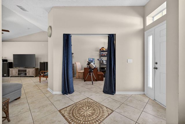 1525 SW Falmouth Avenue, Port St. Lucie, FL 34953