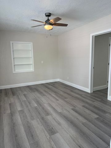 112 Lake Avenue 1, Lake Worth Beach, FL 33460