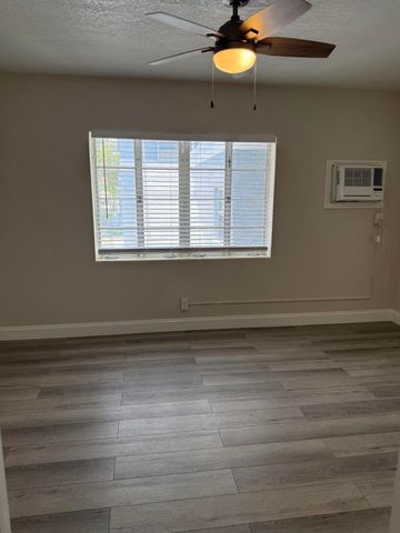 112 Lake Avenue 1, Lake Worth Beach, FL 33460