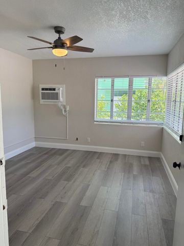 112 Lake Avenue 1, Lake Worth Beach, FL 33460