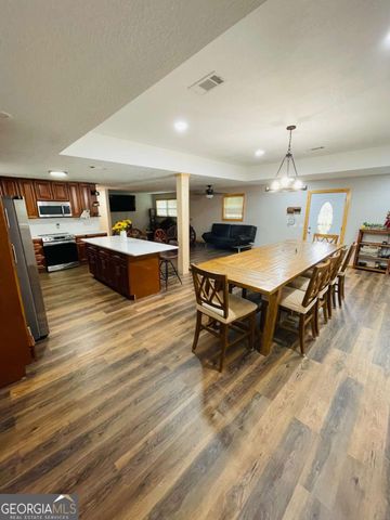 147 Mcloon Road, Hazlehurst, GA 31539