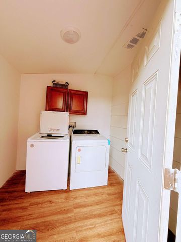 147 Mcloon Road, Hazlehurst, GA 31539