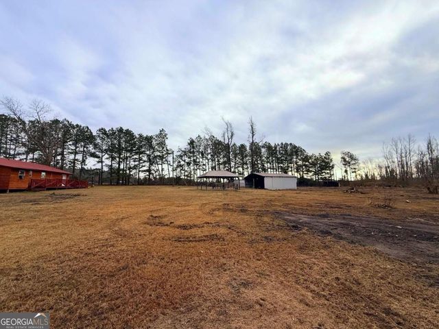 147 Mcloon Road, Hazlehurst, GA 31539