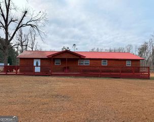147 Mcloon Road, Hazlehurst, GA 31539