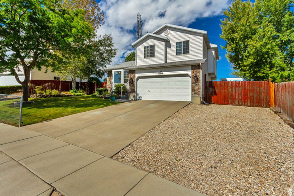 5698 S TROWBRIDGE WAY, Salt Lake City, UT 84118 — photo 2