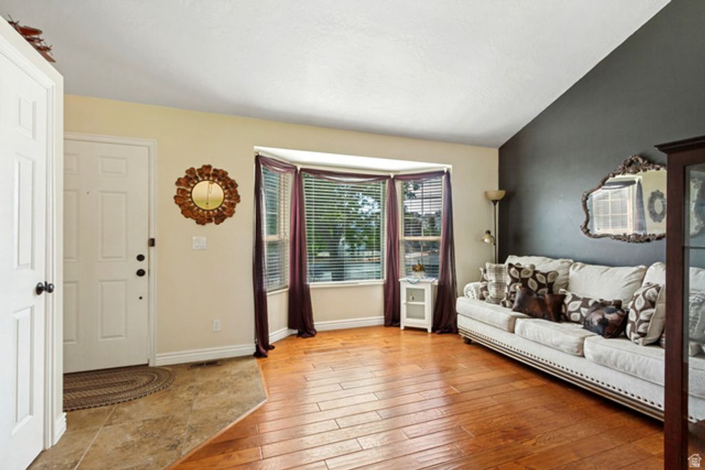 5698 S TROWBRIDGE WAY, Salt Lake City, UT 84118 — photo 3
