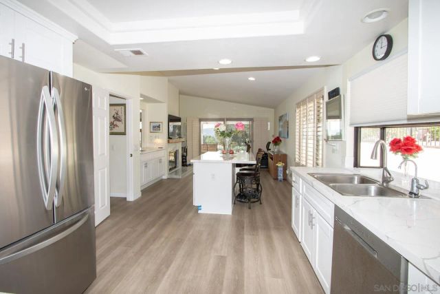 18169 Calle Estepona, San Diego, CA 92128