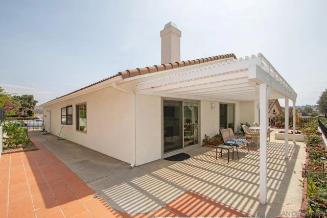 18169 Calle Estepona, San Diego, CA 92128