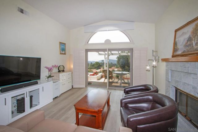 18169 Calle Estepona, San Diego, CA 92128