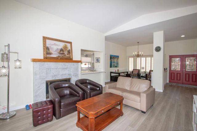 18169 Calle Estepona, San Diego, CA 92128