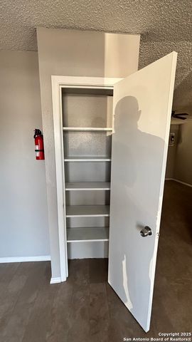 5603 Bienville Dr Apt E7, San Antonio, TX 78233