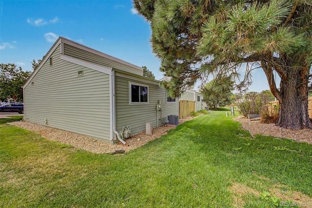 16425 E Radcliff Place B, Aurora, CO 80015