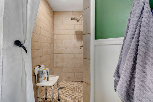 1308 W Swan Street, Springfield, MO 65807