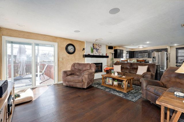 1308 W Swan Street, Springfield, MO 65807