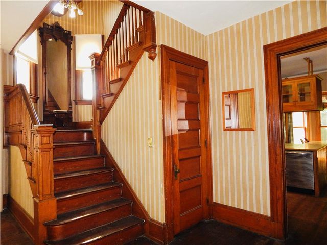 7 Walnut Street, Oneonta, NY 13820