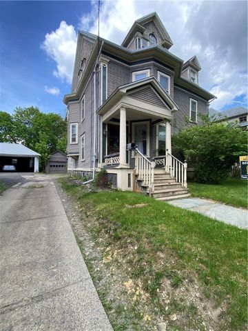 7 Walnut Street, Oneonta, NY 13820