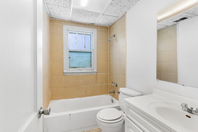 16781 Head Street, Hazel Crest, IL 60429