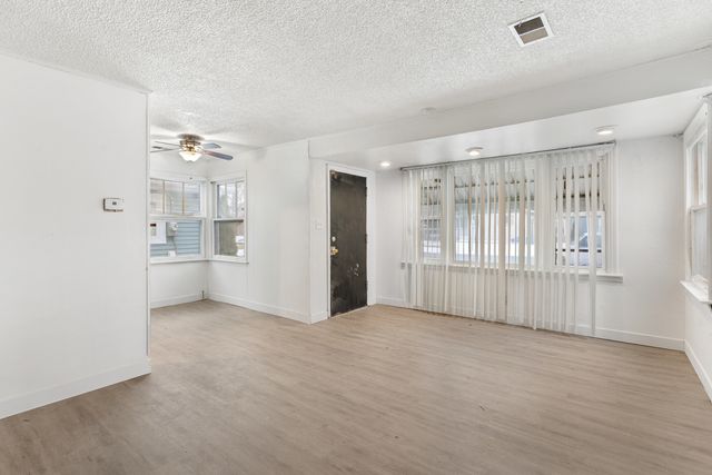 16781 Head Street, Hazel Crest, IL 60429