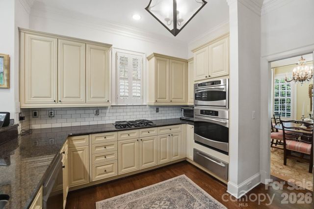 2618 Sheffield Crescent Court, Charlotte, NC 28226