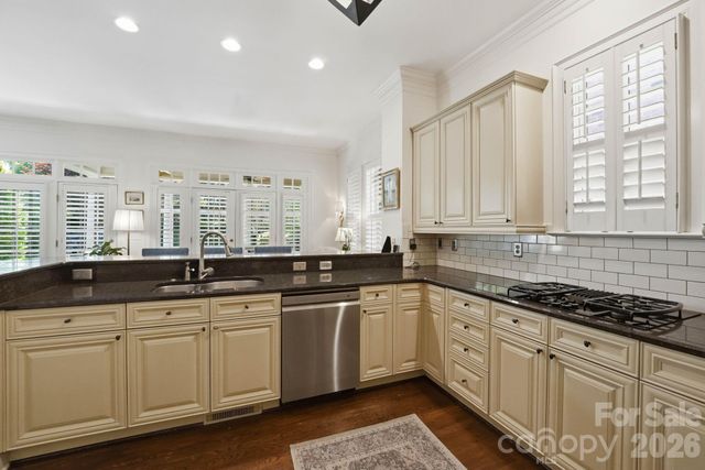 2618 Sheffield Crescent Court, Charlotte, NC 28226