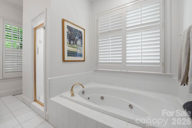 2618 Sheffield Crescent Court, Charlotte, NC 28226