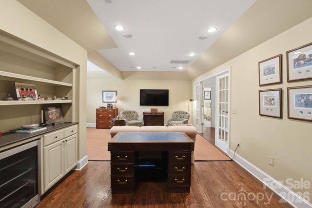 2618 Sheffield Crescent Court, Charlotte, NC 28226