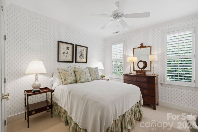 2618 Sheffield Crescent Court, Charlotte, NC 28226