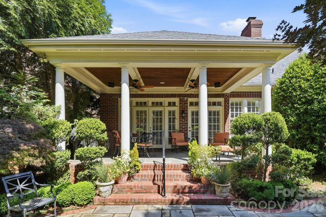 2618 Sheffield Crescent Court, Charlotte, NC 28226