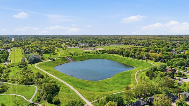 1 Renaissance Place 816, Palatine, IL 60067