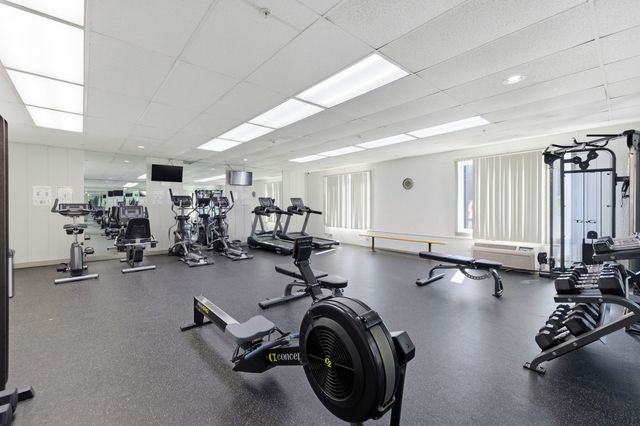 1 Renaissance Place 816, Palatine, IL 60067