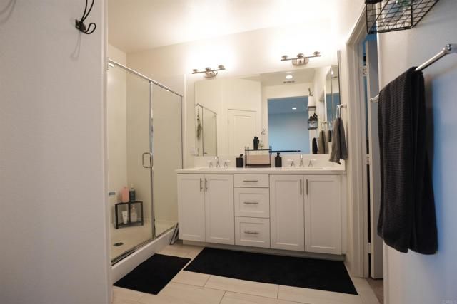 2137 Solara Lane, Vista, CA 92081