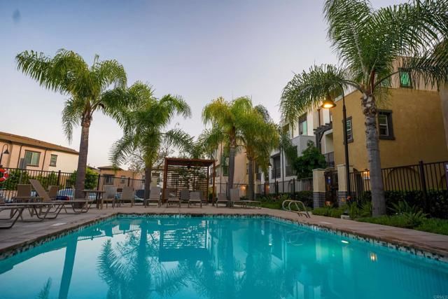 2137 Solara Lane, Vista, CA 92081