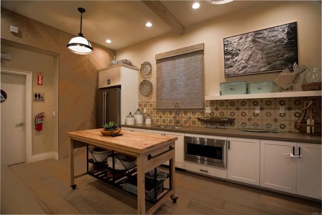 2137 Solara Lane, Vista, CA 92081