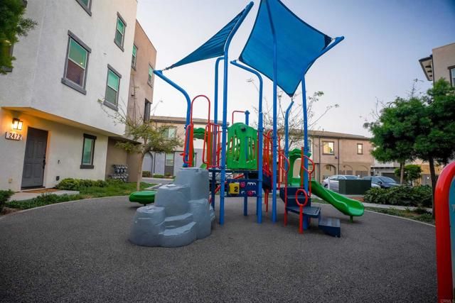 2137 Solara Lane, Vista, CA 92081