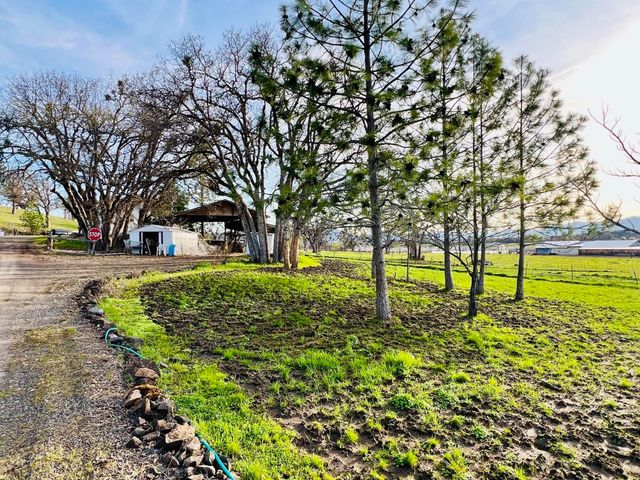 3399 Dodge Road, White City, OR 97503