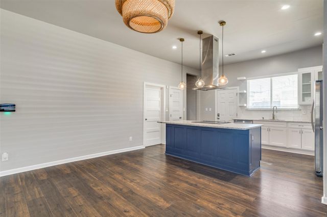 619 Buckalew Street, Dallas, TX 75208