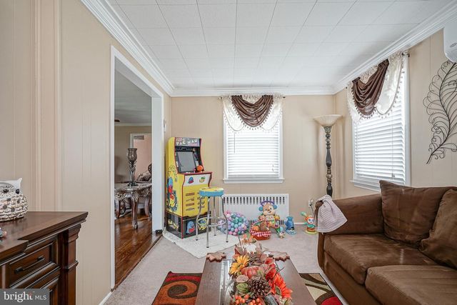38 ELMWOOD AVE, Vineland, NJ 08360
