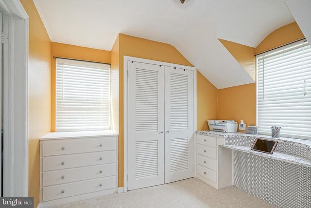 38 ELMWOOD AVE, Vineland, NJ 08360