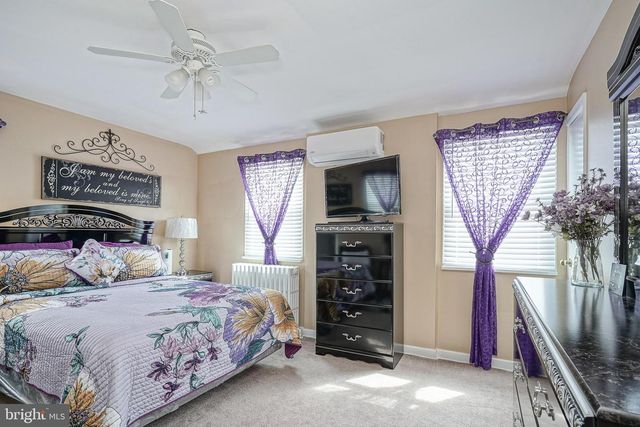38 ELMWOOD AVE, Vineland, NJ 08360