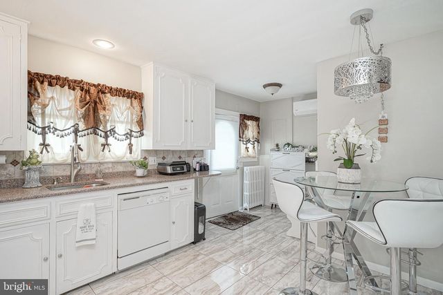38 ELMWOOD AVE, Vineland, NJ 08360
