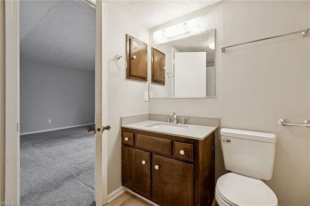 377 Kinsmen WAY, Hampton, VA 23666