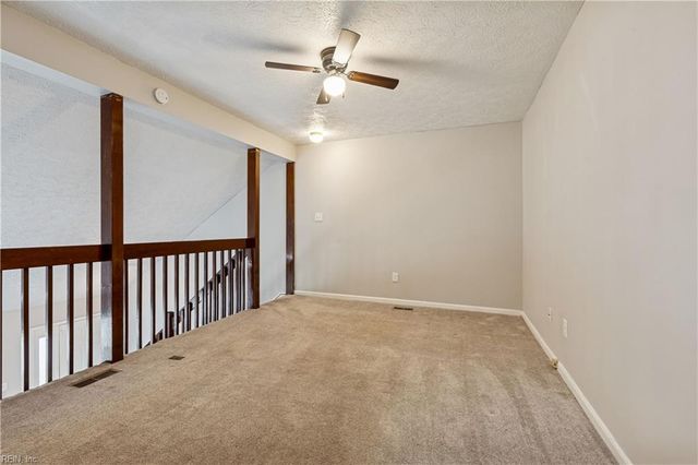 377 Kinsmen WAY, Hampton, VA 23666