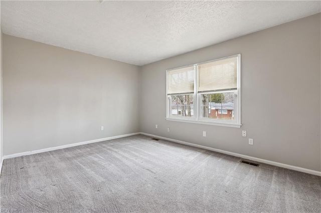 377 Kinsmen WAY, Hampton, VA 23666