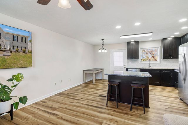 316 UNIVERSE DR, Martinsburg, WV 25404