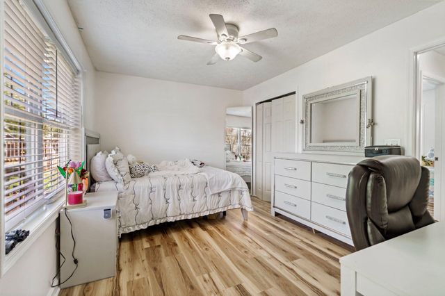 316 UNIVERSE DR, Martinsburg, WV 25404