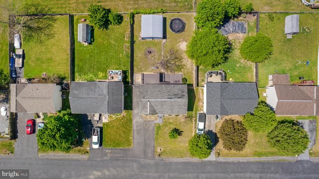 316 UNIVERSE DR, Martinsburg, WV 25404
