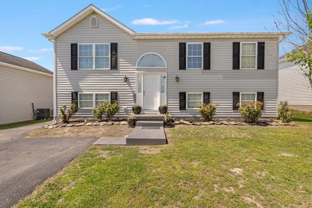 316 UNIVERSE DR, Martinsburg, WV 25404