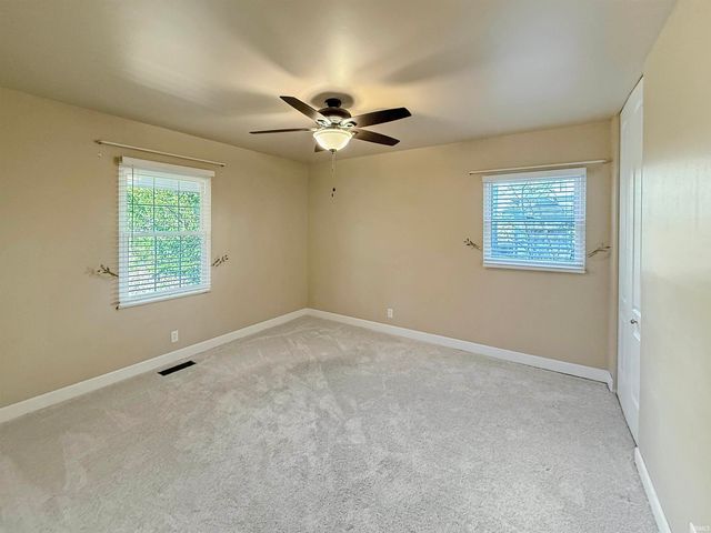 9119 Old State Road, Evansville, IN 47711